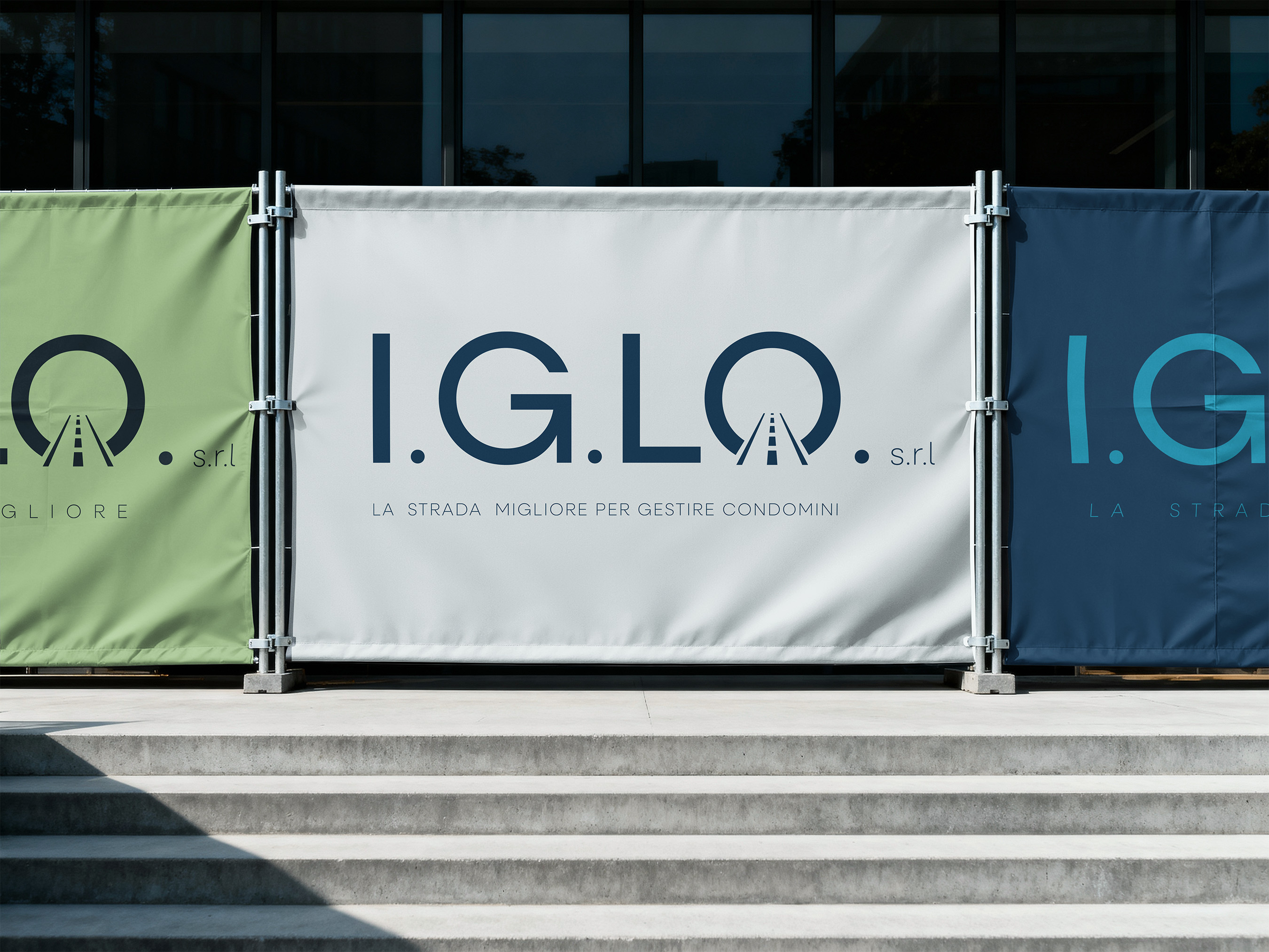 Sistema colori IGLO su banner — verde, bianco e blu navy