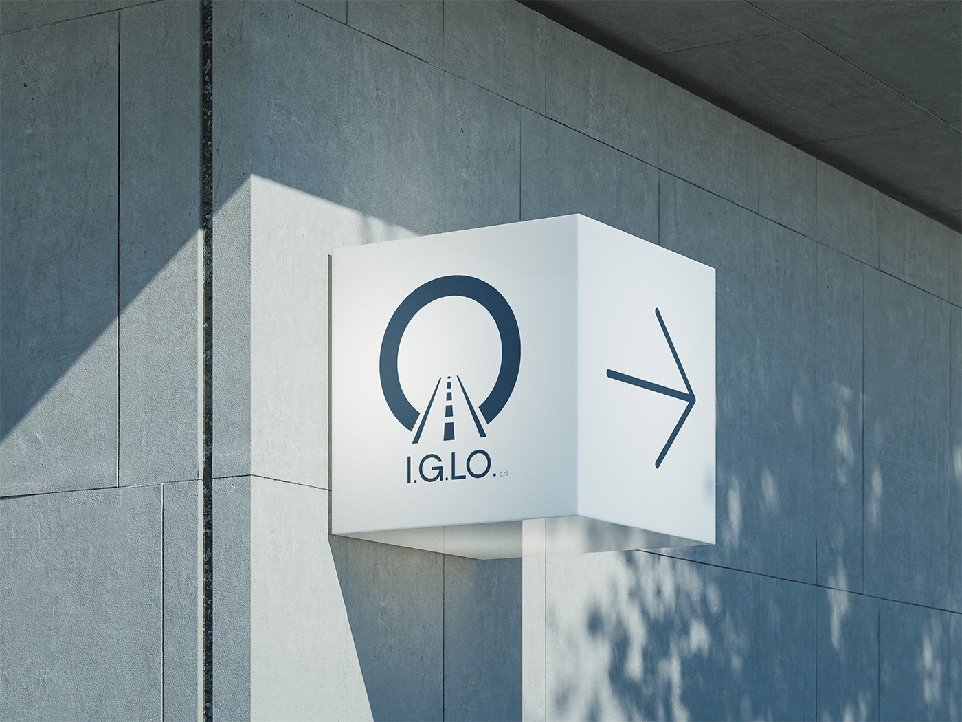 Logo IGLO applicato su segnaletica esterna